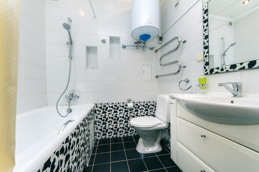 Two-Storey Apartment Near Iec كييف المظهر الخارجي الصورة