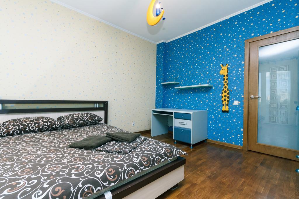 Two-Storey Apartment Near Iec كييف المظهر الخارجي الصورة