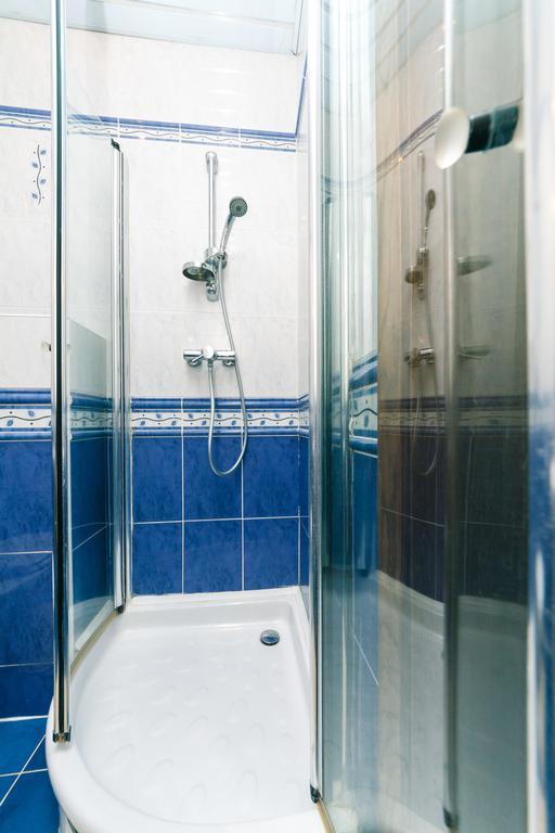 Two-Storey Apartment Near Iec كييف المظهر الخارجي الصورة